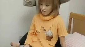 Blondine im einen ma ...