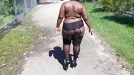 Schwarze Mädchen hab ...
