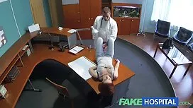 Zwei ihrer Schüler f ...