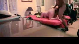 Mädchen machen hahal ...