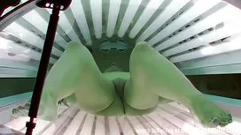 Schwarz die frau lus ...